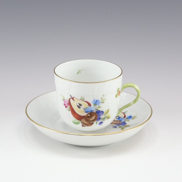 Other Herend Porcelain Fruit Composition Cup & Saucer Ceramic 1707/CFR